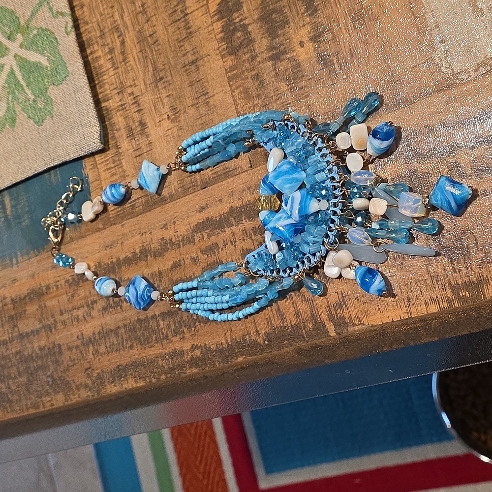 Blue Beaded Statement‎ Necklace - Picture 2 of 3